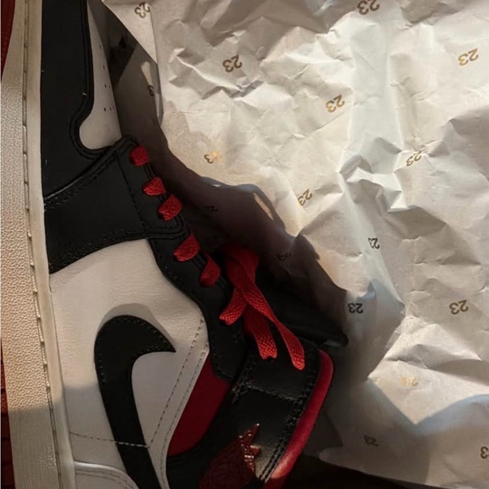 Jordan Black and White Box with Gold Logo